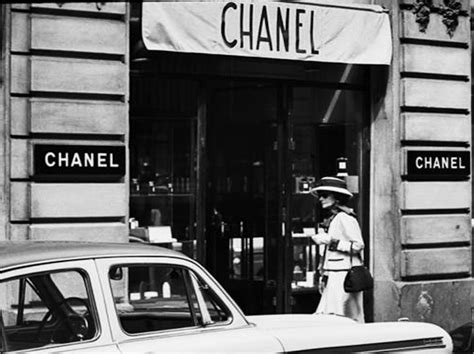 coco chanel first hat shop.